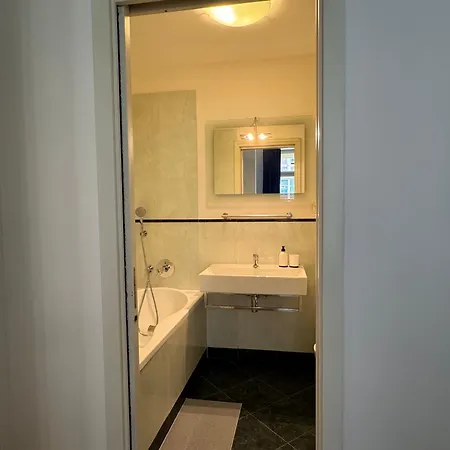 Apartment Breeze